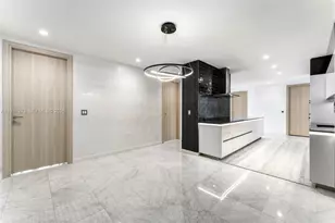 1000 Brickell Plaza, Miami, FL 33131 - Photo 13