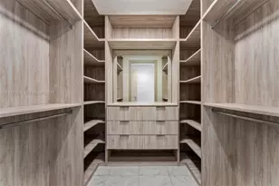 1000 Brickell Plaza, Miami, FL 33131 - Photo 17