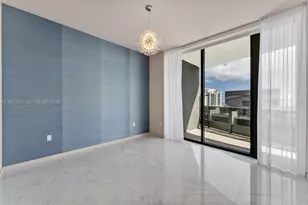 1000 Brickell Plaza, Miami, FL 33131 - Photo 27