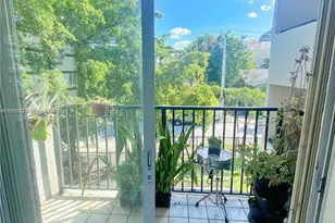 1337 NW 1st St, Miami, FL 33125 - Photo 5