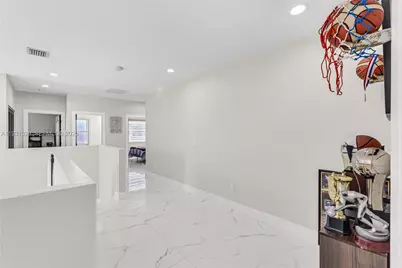 1147 NE 37th Pl, Homestead, FL 33033 - Photo 27