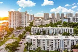 17560 Atlantic Blvd, Sunny Isles Beach, FL 33160 - Photo 17