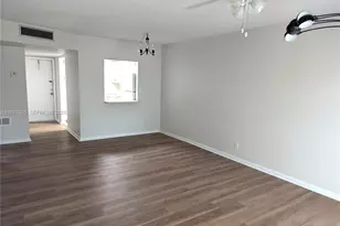 1638 Embassy Dr, West Palm Beach, FL 33401 - Photo 5