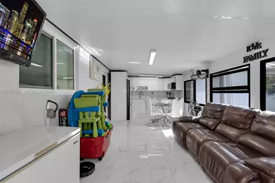 2140 W 53rd St #2140, Hialeah, FL 33016 - Photo 23