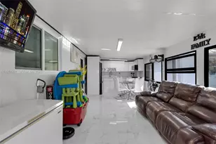 2140 W 53rd St, Hialeah, FL 33016 - Photo 23