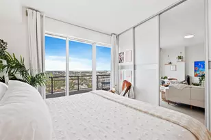 60 SW 13th St, Miami, FL 33130 - Photo 15