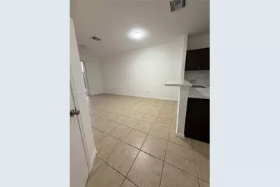 1415 NW 34th Way #1415, Lauderhill, FL 33311 - Photo 5