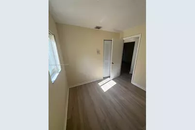 [Address not provided], North Lauderdale, FL 33068 - Photo 11