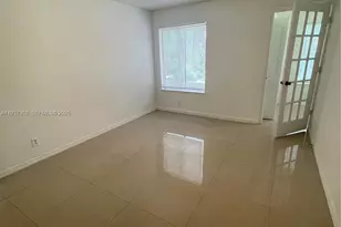 3370 N Pinewalk Dr N, Margate, FL 33063 - Photo 7