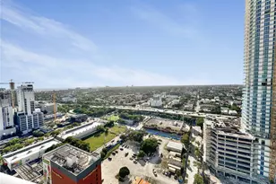 185 SW 7th St, Miami, FL 33130 - Photo 23