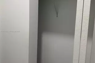 853 E 24th St, Hialeah, FL 33013 - Photo 11