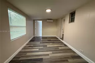 3033 NW 43rd Ave, Lauderdale Lakes, FL 33313 - Photo 17