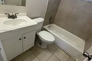 2860 NW 15th St, Fort Lauderdale, FL 33311 - Photo 3