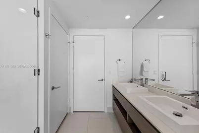 460 NE 28th St #3903, Miami, FL 33137 - Photo 31