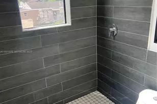 853 E 24th St, Hialeah, FL 33013 - Photo 7