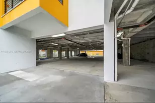 853 E 24th St, Hialeah, FL 33013 - Photo 23