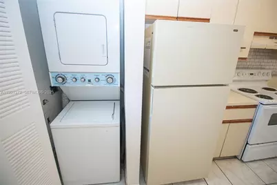 9962 Nob Hill Pl #9962, Sunrise, FL 33351 - Photo 5