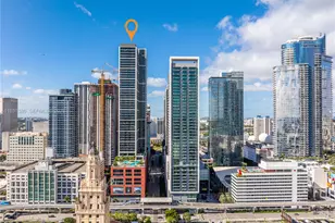 159 NE 6th St, Miami, FL 33132 - Photo 17