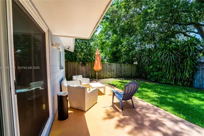 10926 N 29th St, Tampa, FL 33612 - Photo 29