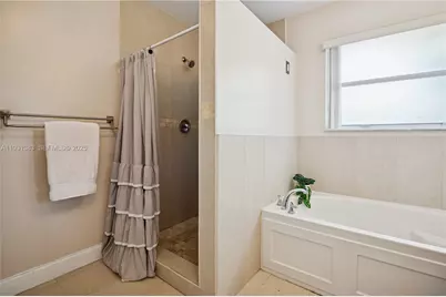 10871 NW 35th Pl, Sunrise, FL 33351 - Photo 15