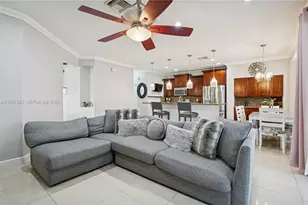 10871 NW 35th Pl, Sunrise, FL 33351 - Photo 11