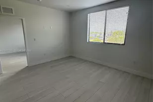 1091 E 17th St, Hialeah, FL 33010 - Photo 13