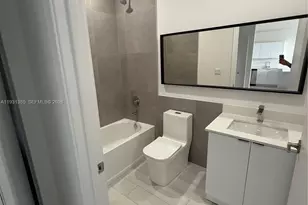 1091 E 17th St, Hialeah, FL 33010 - Photo 7