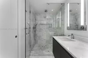 1451 Brickell Ave, Miami, FL 33131 - Photo 13