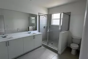 112 SW 184th Way, Pembroke Pines, FL 33029 - Photo 17