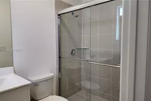 2704 SE 26th Ave, Homestead, FL 33035 - Photo 7