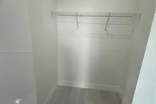 1091 E 17th St, Hialeah, FL 33010 - Photo 13