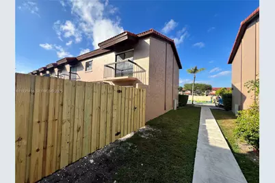 1909 SW 107th Ave #910, Miami, FL 33165 - Photo 21