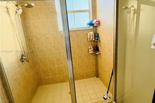 5910 Siena Ln, Hollywood, FL 33021 - Photo 15