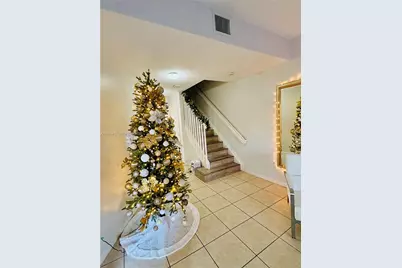 5910 Siena Ln #5910, Hollywood, FL 33021 - Photo 3