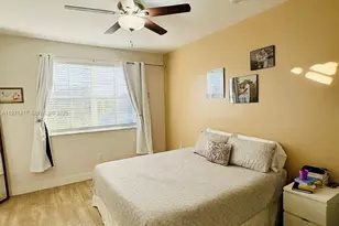 5910 Siena Ln, Hollywood, FL 33021 - Photo 7