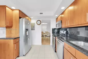 2801 NE 183 St, Aventura, FL 33160 - Photo 9