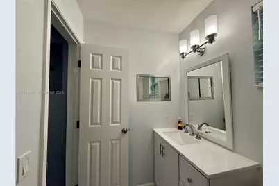 1301 N 12th Ct #4B, Hollywood, FL 33019 - Photo 11