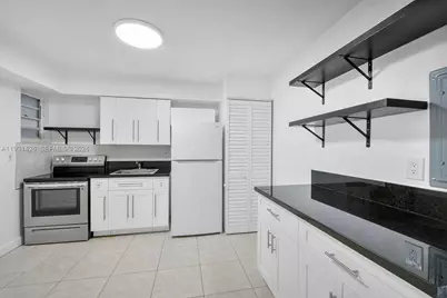 2465 SW 18th Ave #3106, Miami, FL 33145 - Photo 9