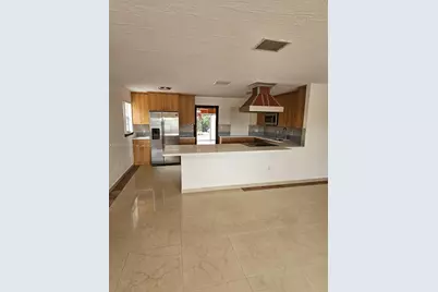 10955 SW 56th St, Miami, FL 33165 - Photo 9