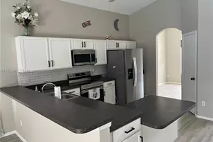 189 Emeraldview Ave, Davenport, FL 33897 - Photo 11