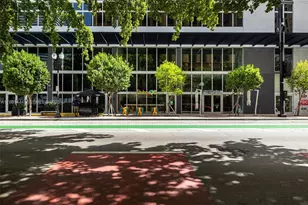 151 SE 1st St, Miami, FL 33131 - Photo 25