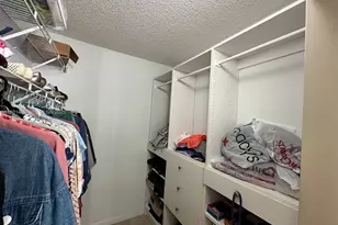 251 SW 134th Way, Pembroke Pines, FL 33027 - Photo 13