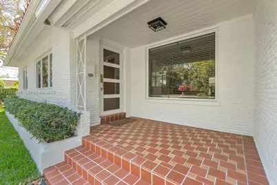 6820 Granada Blvd, Coral Gables, FL 33146 - Photo 23