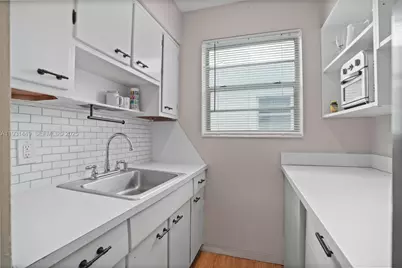 200 76th St #56, Miami Beach, FL 33141 - Photo 13