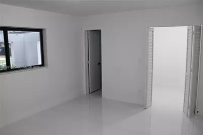 7630 SW 94th Ave, Miami, FL 33173 - Photo 9