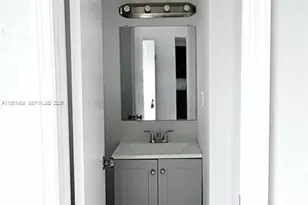 1601 NE 191st St, Miami, FL 33179 - Photo 15