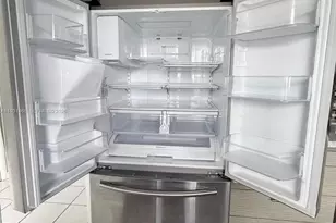 1601 NE 191st St, Miami, FL 33179 - Photo 3