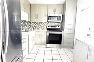 1601 NE 191st St, Miami, FL 33179 - Photo 7