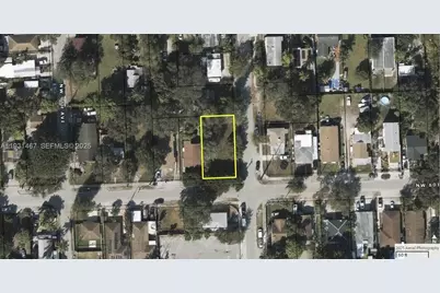 801 NW 80th St, Miami, FL 33150 - Photo 3