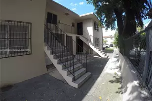 1828 NW 19th St, Miami, FL 33125 - Photo 13